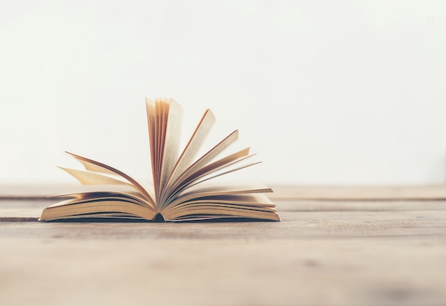 焊铸钢件得用什么样的焊条？